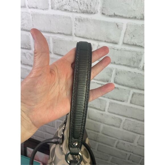 Coach Ashley Signature Satchel Khaki & Black Trim Plum Interior - Picture 9 of 12